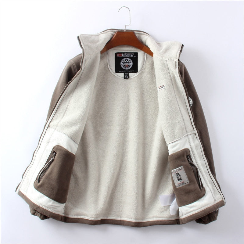 Moletom Jaqueta Masculino com Zíper www.lojasampaio.com.brMoletom Jaqueta Masculino com Zíper www.lojasampaio.com.br