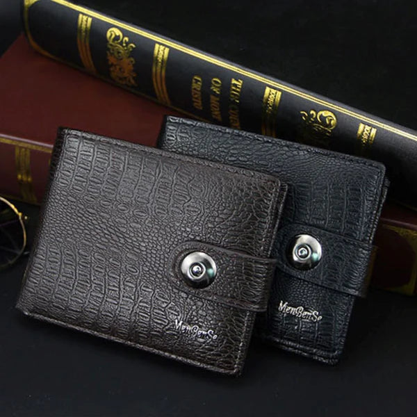 carteira-masculina-de-couro-com-botão-loja-sampaio